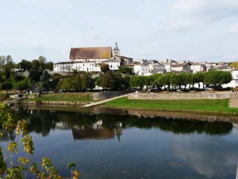 Élagueur Guîtres